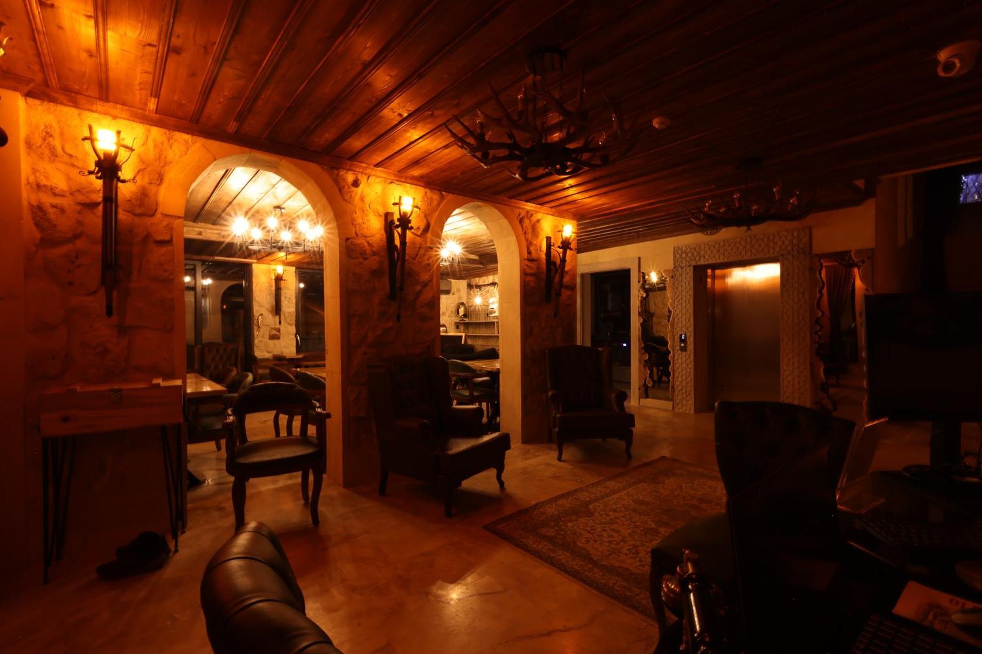 乌奇希萨尔 Alika Castle House酒店 外观 照片