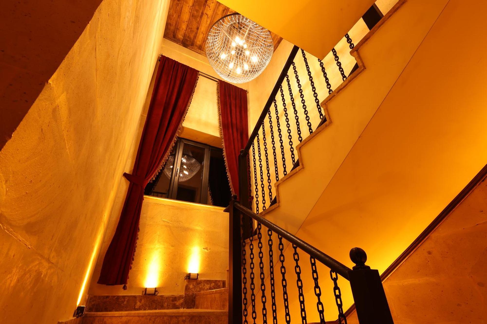乌奇希萨尔 Alika Castle House酒店 外观 照片