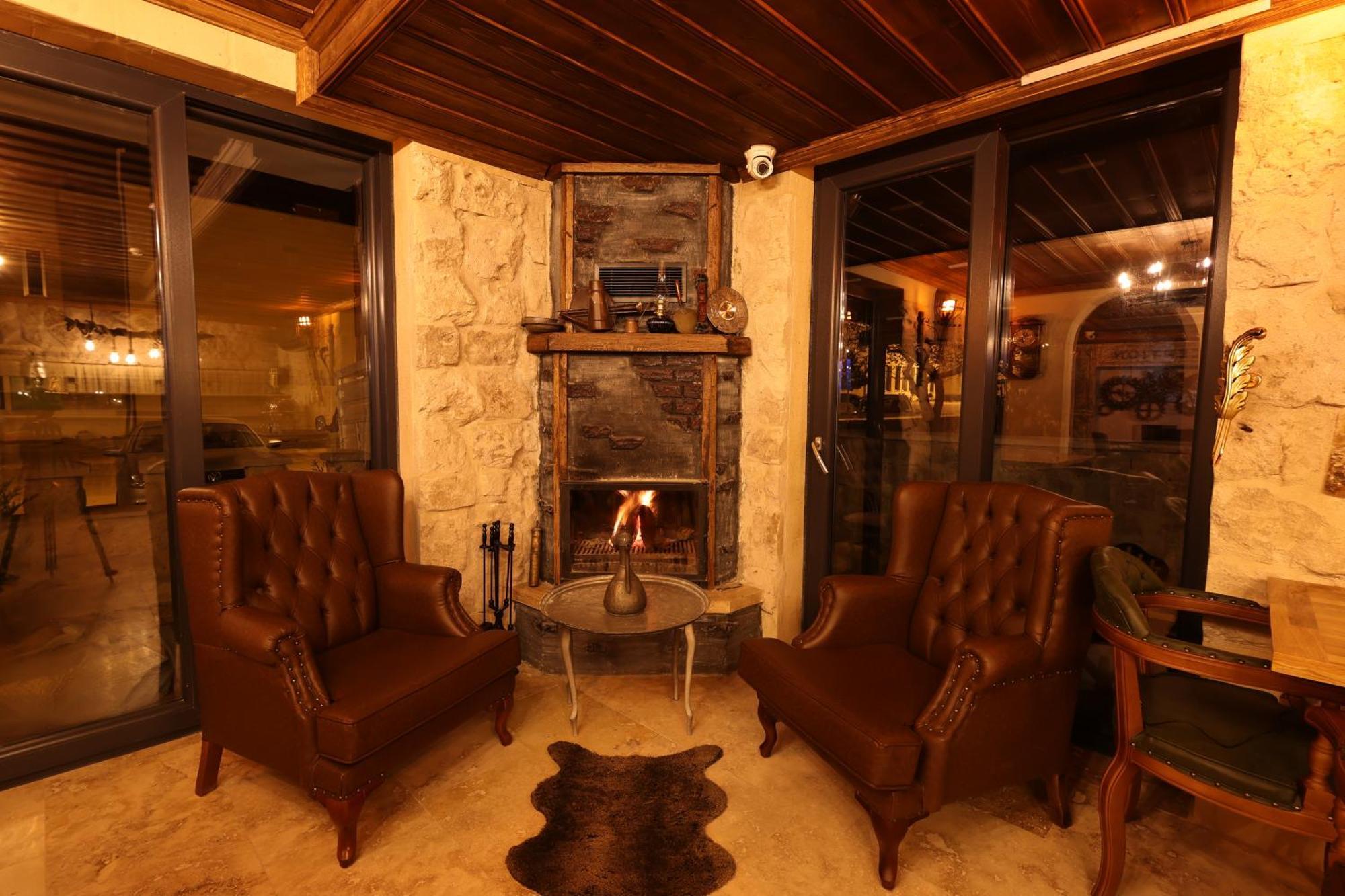 乌奇希萨尔 Alika Castle House酒店 外观 照片